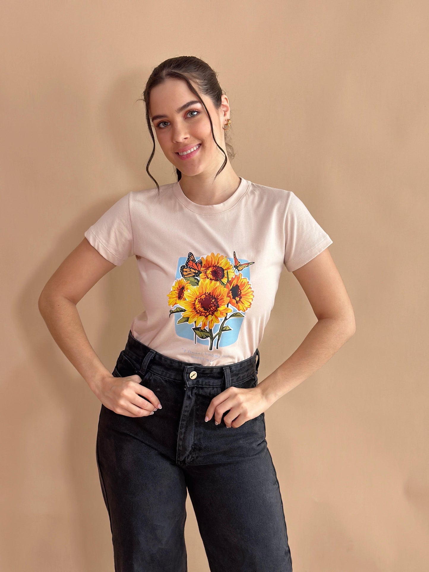 Básica Estampada Beige Girasoles